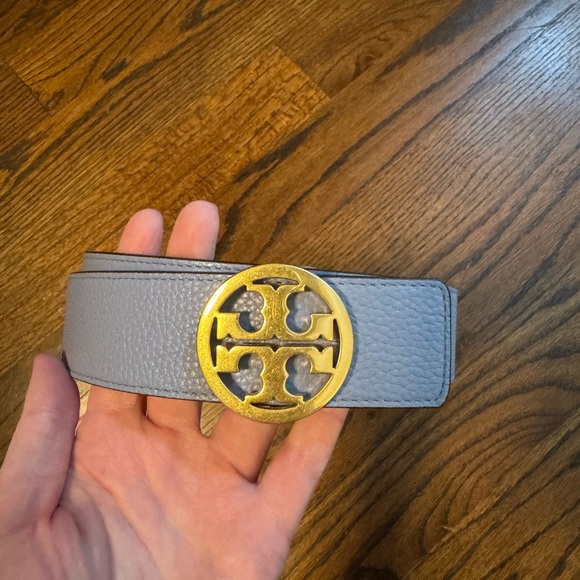 Tory Burch belt size xs 1" MILLER REVERSIBLE BELT - Picture 2 of 6